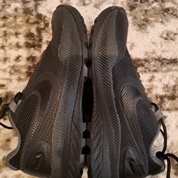 Nike React SFB Carbon Low Mens 8 Black Shoes - Picture 5 of 10